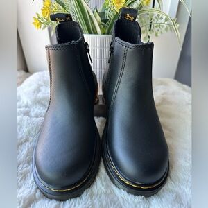 Dr. Martens Black Kids Boots with‎ Yellow Stitching size 1 us